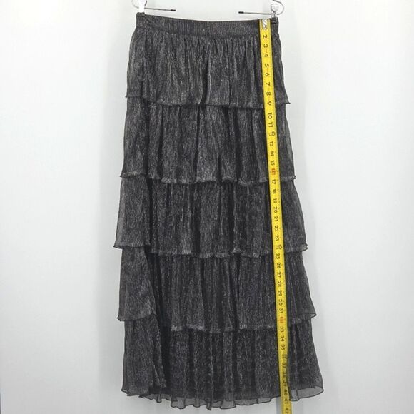 A Loves A Tiered Maxi Skirt Size Medium Broomstick Witchy Whimsygoth Dark Fairy - Picture 6 of 7
